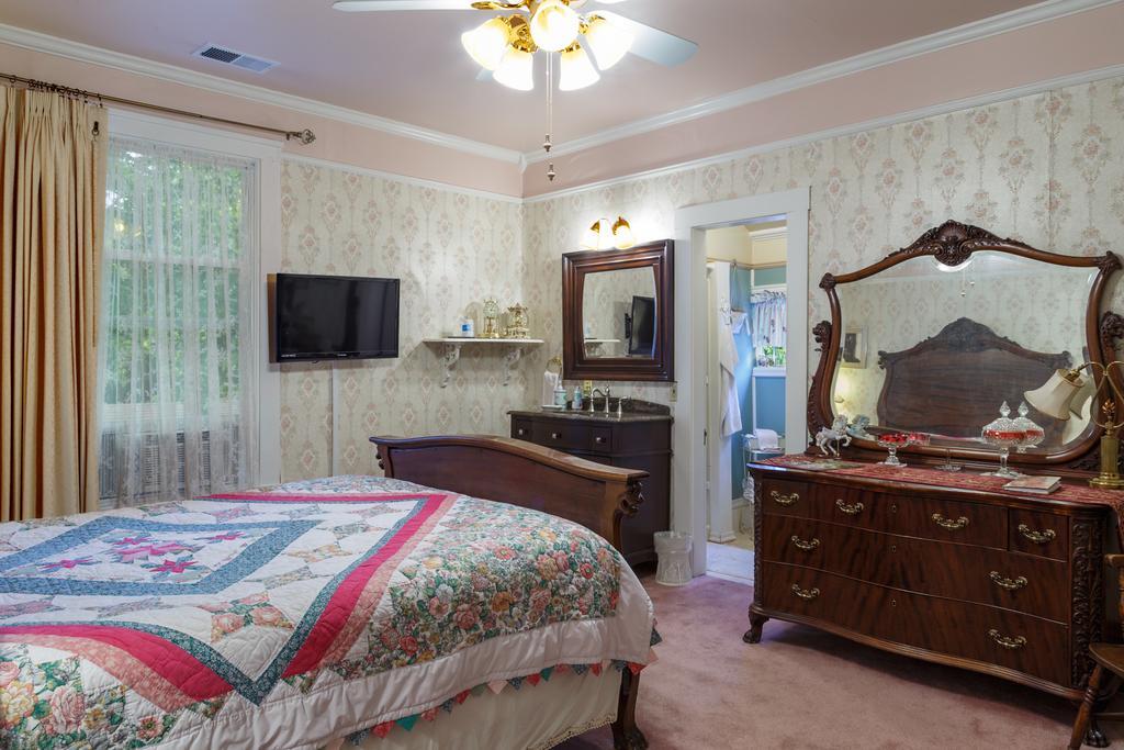 Roseberry House Bed And Breakfast Susanville Exterior foto